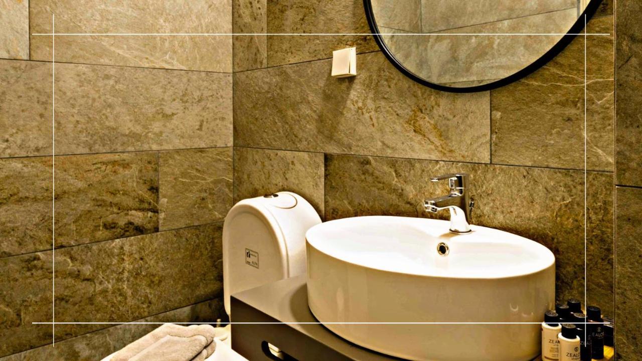 Konaki Hotel Pápingo Eksteriør bilde